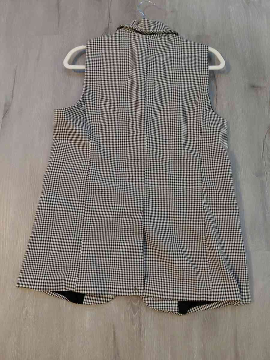 Rachel Zoe Houndstooth Long Vest One Button Black White