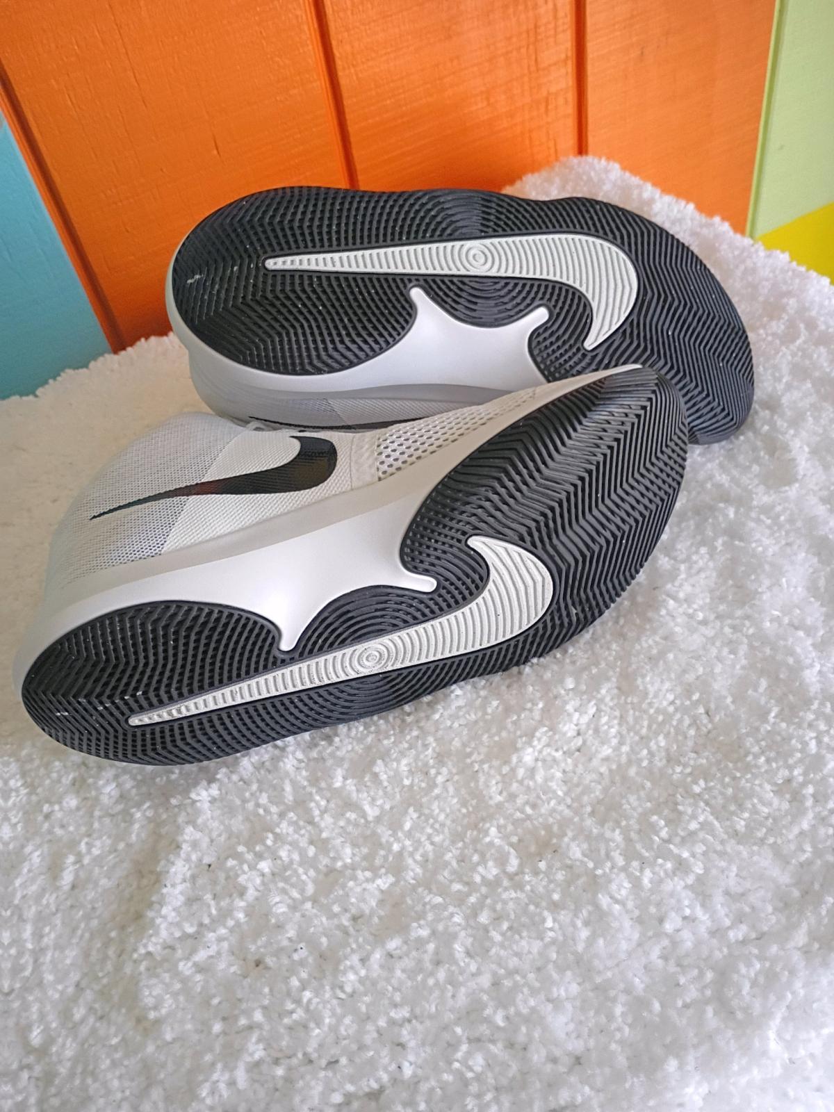 Nike Air - Fredericksburg, Virginia - FleaMarketBay