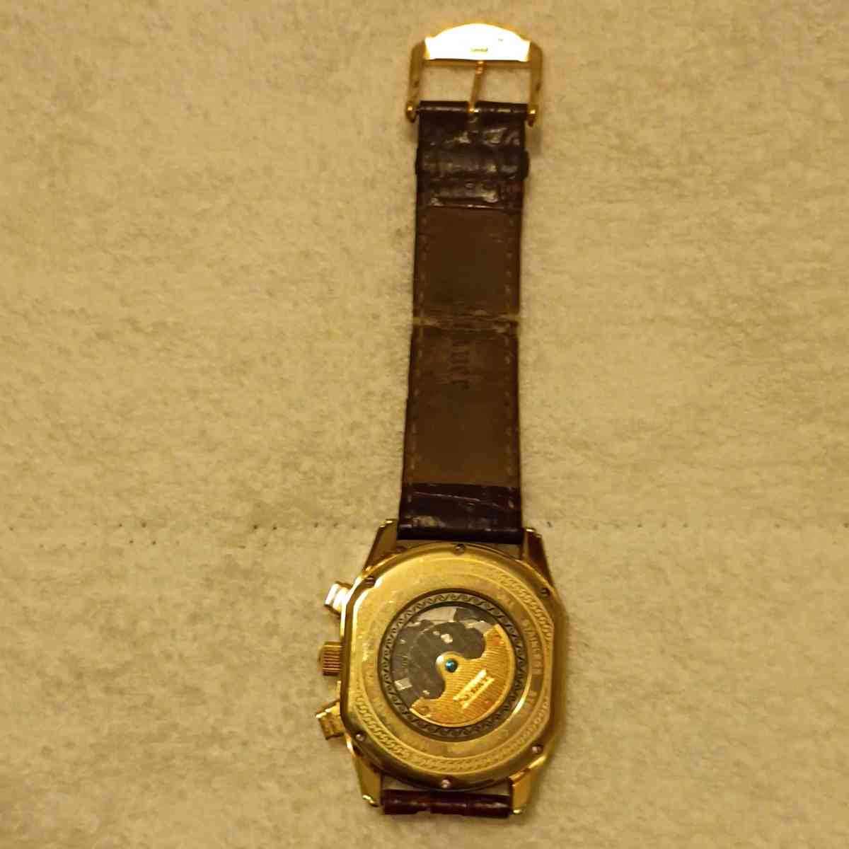 Stauer  19818 meisterziet automatic  40 mm