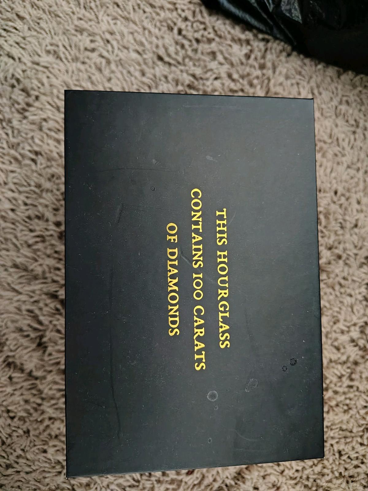 vintage old school hour glass with 100 carats of diamonds - Chambersburg, Pennsylvania - FleaMarketBay