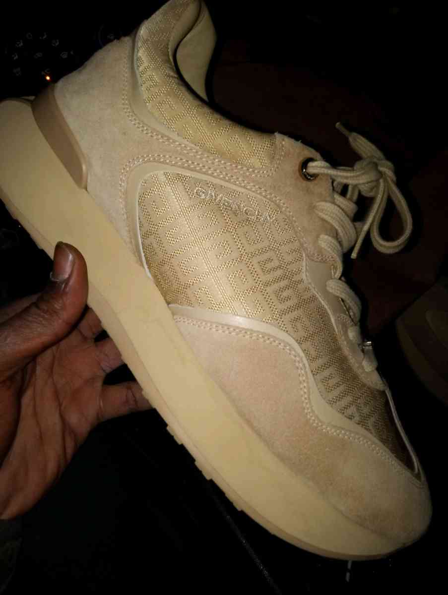 Givenchy runner active patent leather low trainers