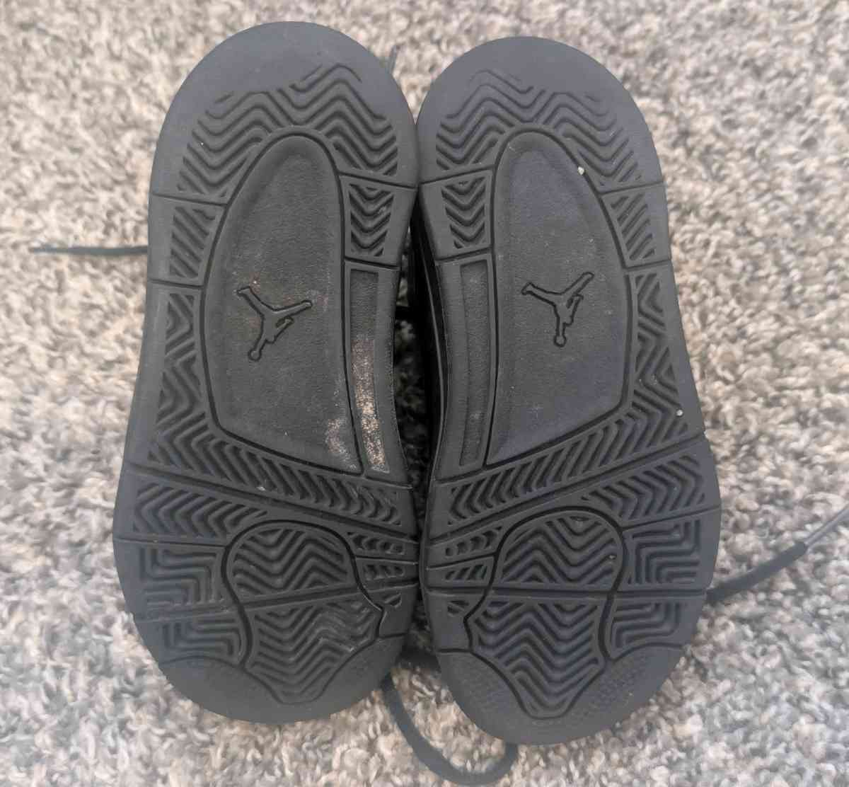 11c black Jordans