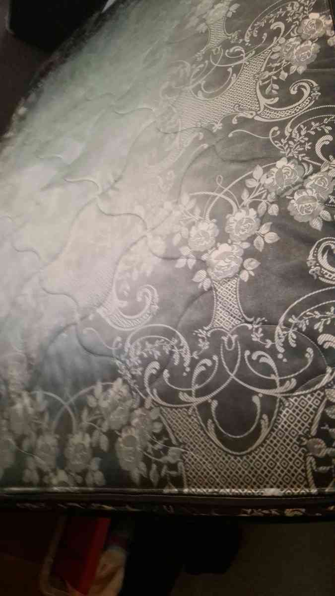 Full matress and Box Spring