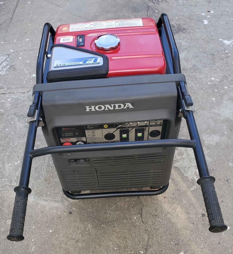 Honda Inverter Generator Eu7000is - Albany, California - FleaMarketBay