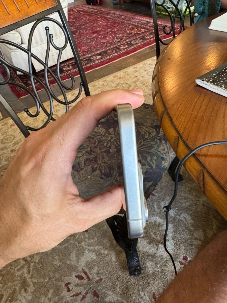 Apple iPhone 15 Pro Max 256GB - Florida, New York - FleaMarketBay