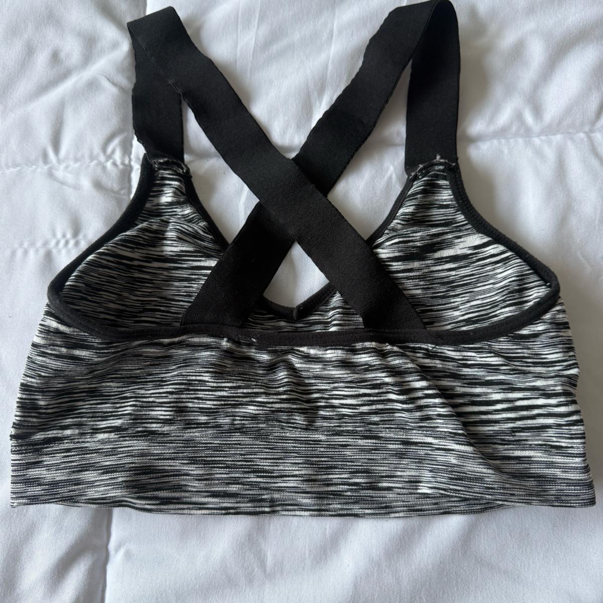 Strappy Crisscross Back Sports Bra  Black  Gray SpaceDye  Li