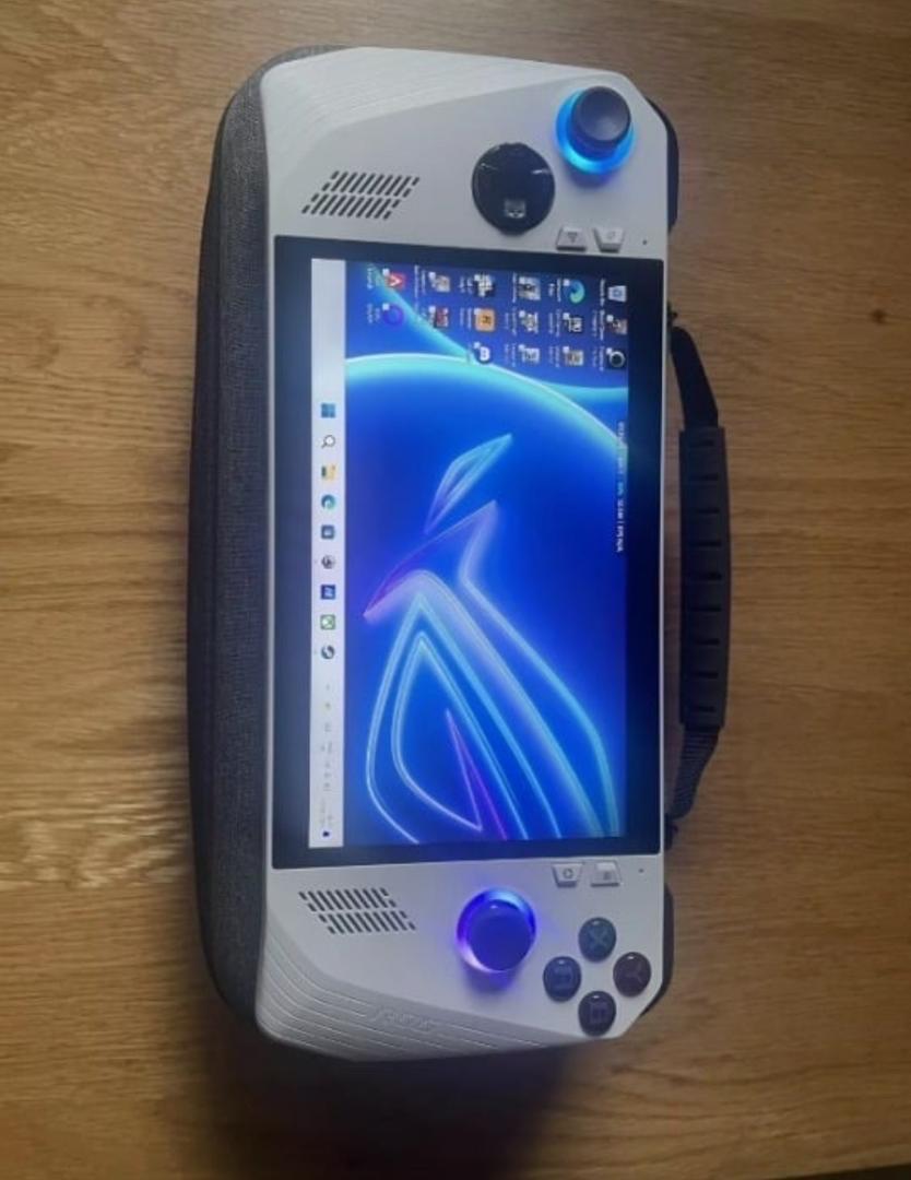 ASUs Rog Ally - Adelanto, California - FleaMarketBay