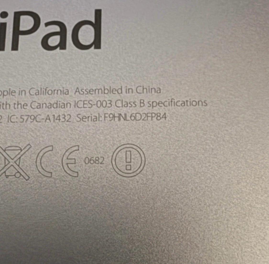 iPad Mini Black  16GB Reset - Needville, Texas - FleaMarketBay