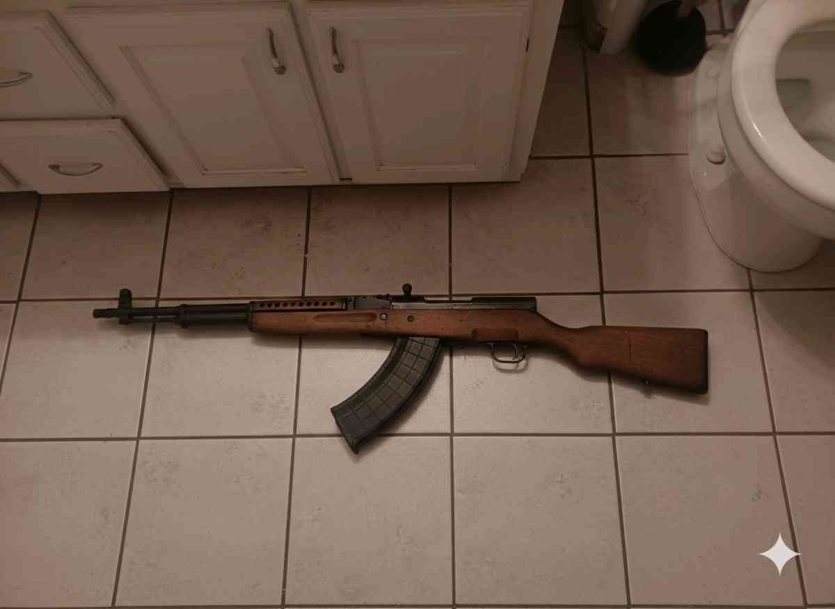 sks russian rifle  all original except for the clip - Avery Island, Louisiana - FleaMarketBay