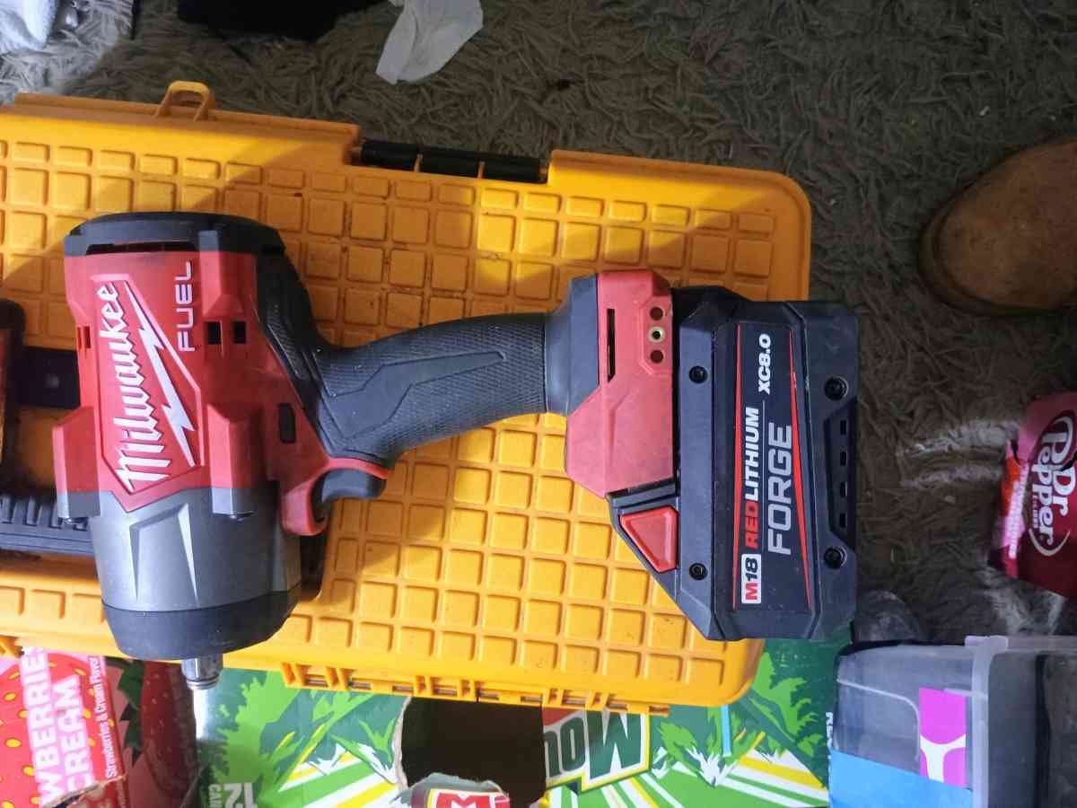 This Milwaukee M18 FUEL 12 in Impact Wrench