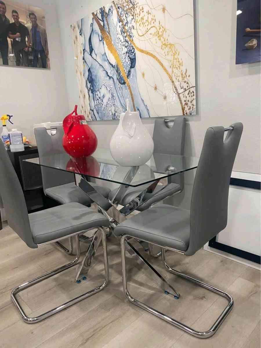 Dining Sets Brand New