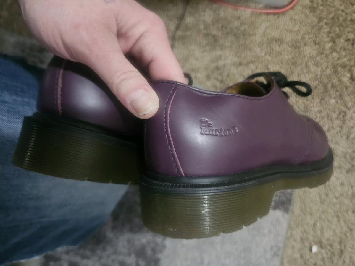 dr martens - Columbus, Indiana - FleaMarketBay