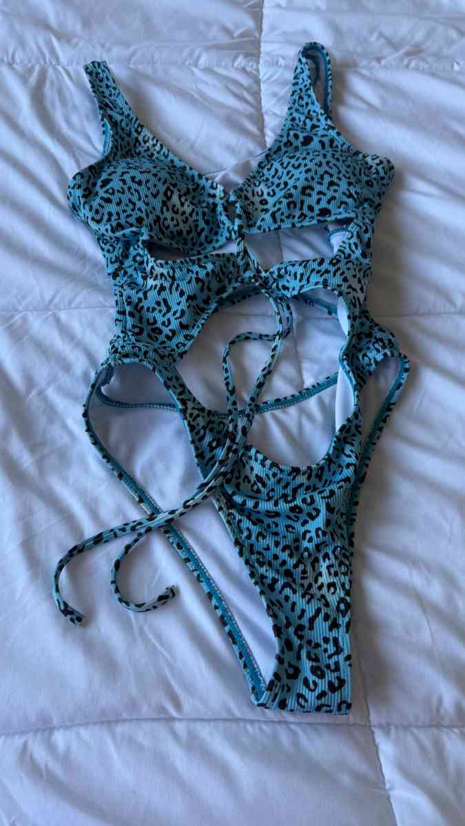 Turquoise Leopard CutOut OnePiece Swimsuit w Padded Bra  Lac
