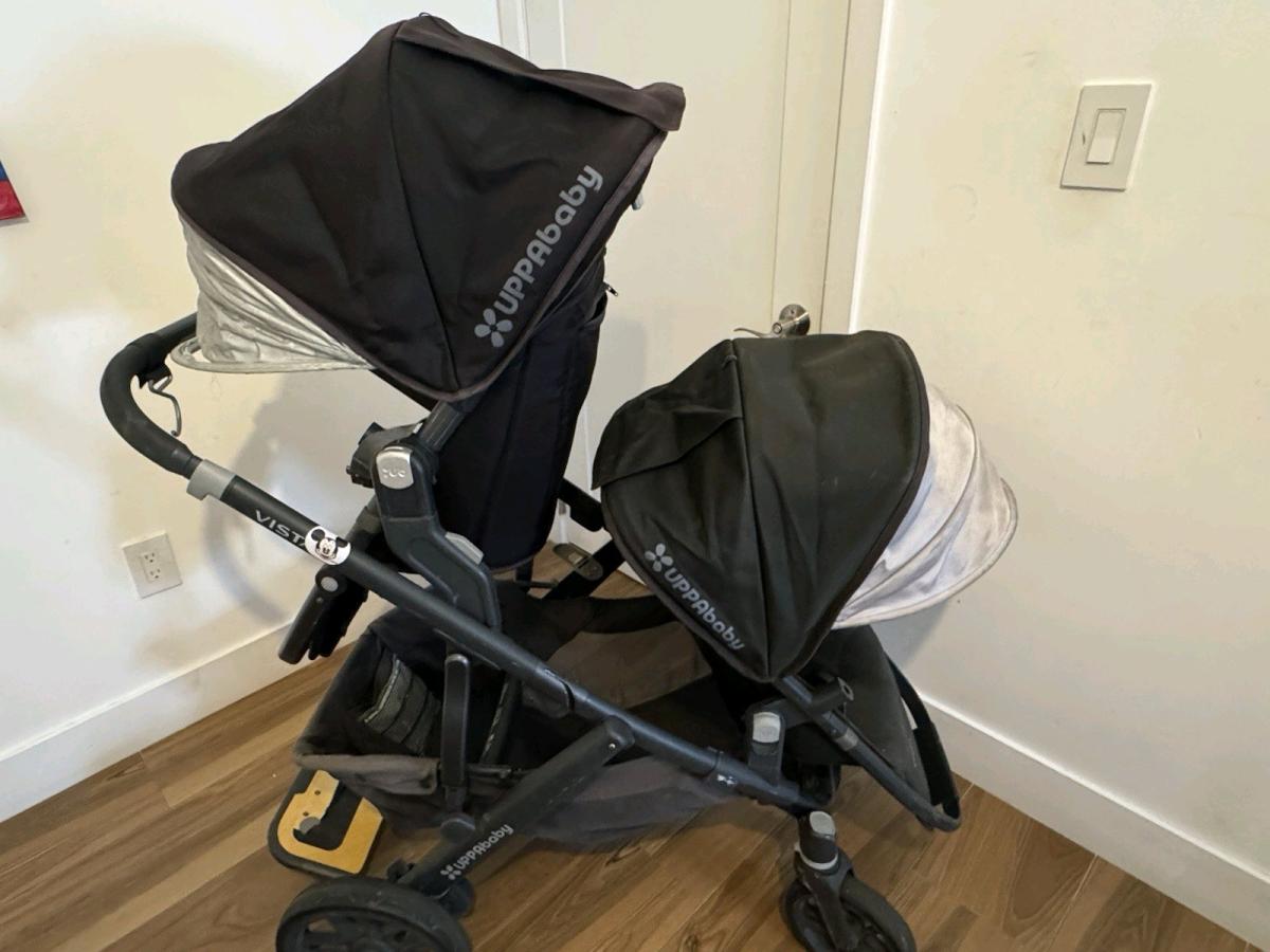 Uppababy Vista V3 Black  599 Today Only  Rain Cover  Bag Inc - Ashley, Illinois - FleaMarketBay