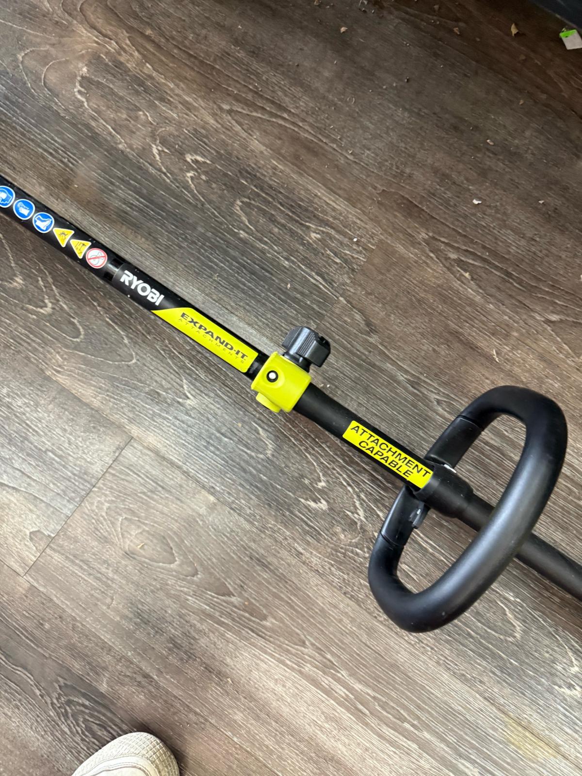 Ryobi 40v weed trimmer - Acworth, Georgia - FleaMarketBay