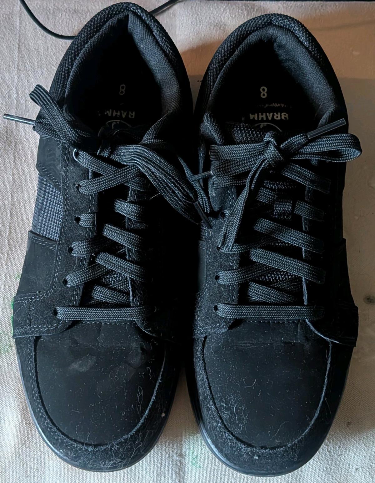 Mens steel toe Tennis shoe