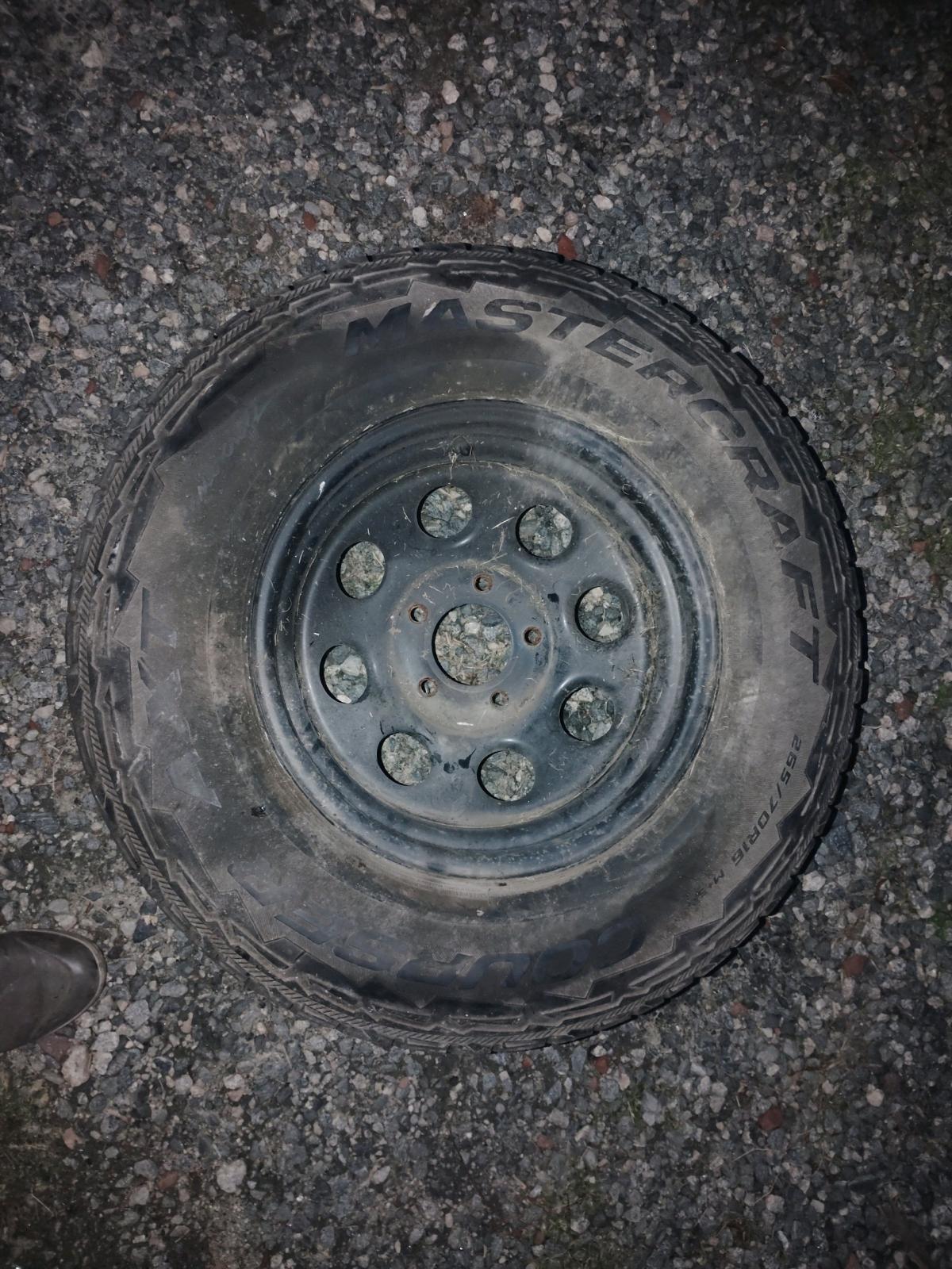 nice used set of tires - Walkertown, North Carolina - FleaMarketBay