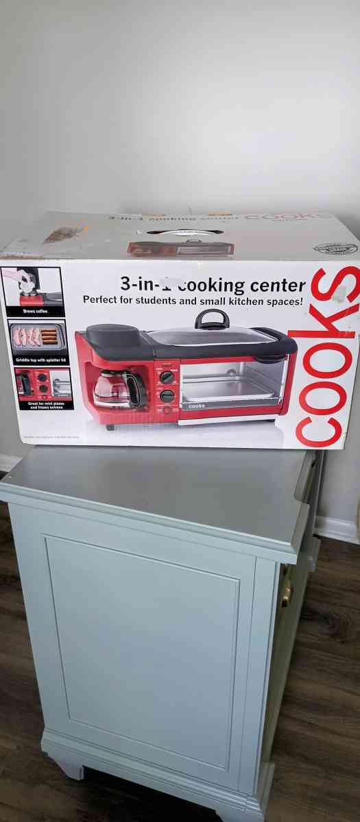 Retro 3 in 1 coocking center open box never used