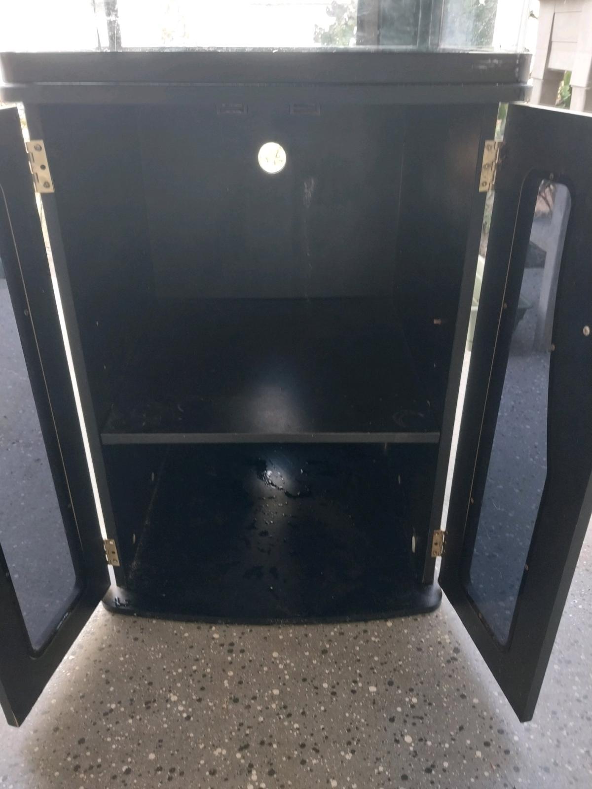 Fish tank - Port Saint Joe, Florida - FleaMarketBay