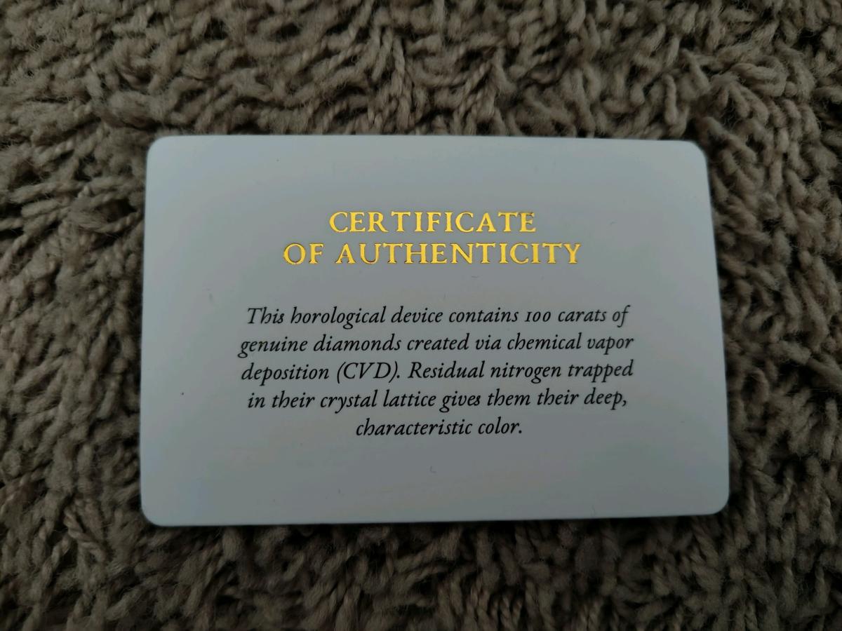 vintage old school hour glass with 100 carats of diamonds - Chambersburg, Pennsylvania - FleaMarketBay