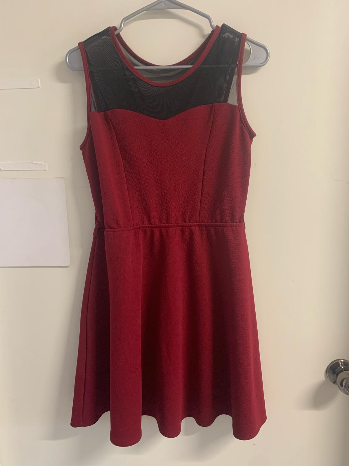 Selling this beautiful red dress great for get together - Mercedes, Texas