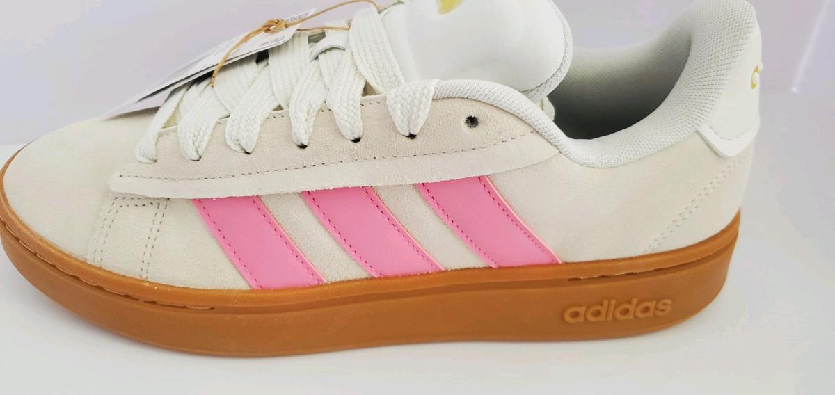 womens Size 85 Adidas Grand court alpha 00s