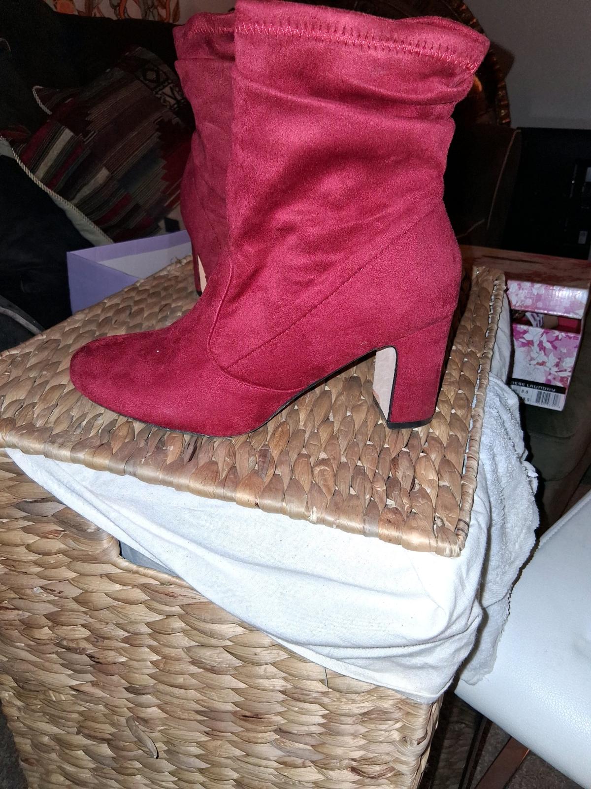 red boots - Belmont, North Carolina