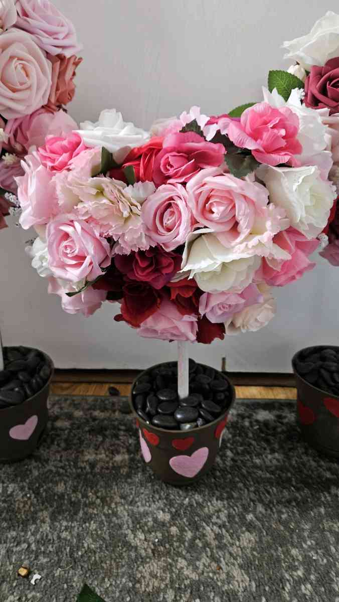 floral heart centerpieces 3
