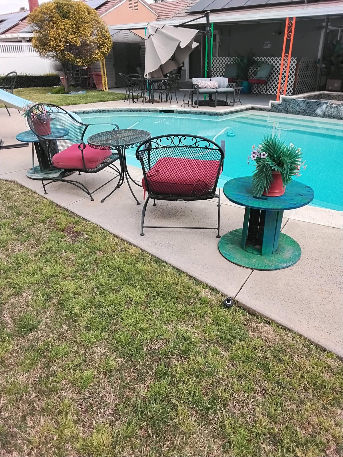 3 piece patio iron set - Moreno Valley, California - FleaMarketBay