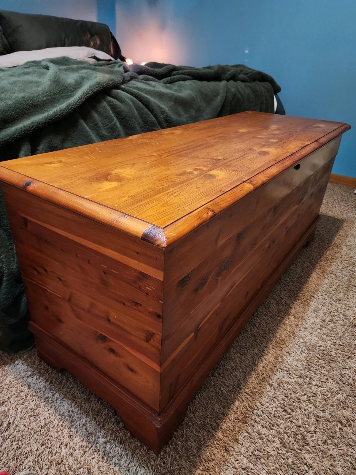 Cedar Chest - Papillion, Nebraska - FleaMarketBay