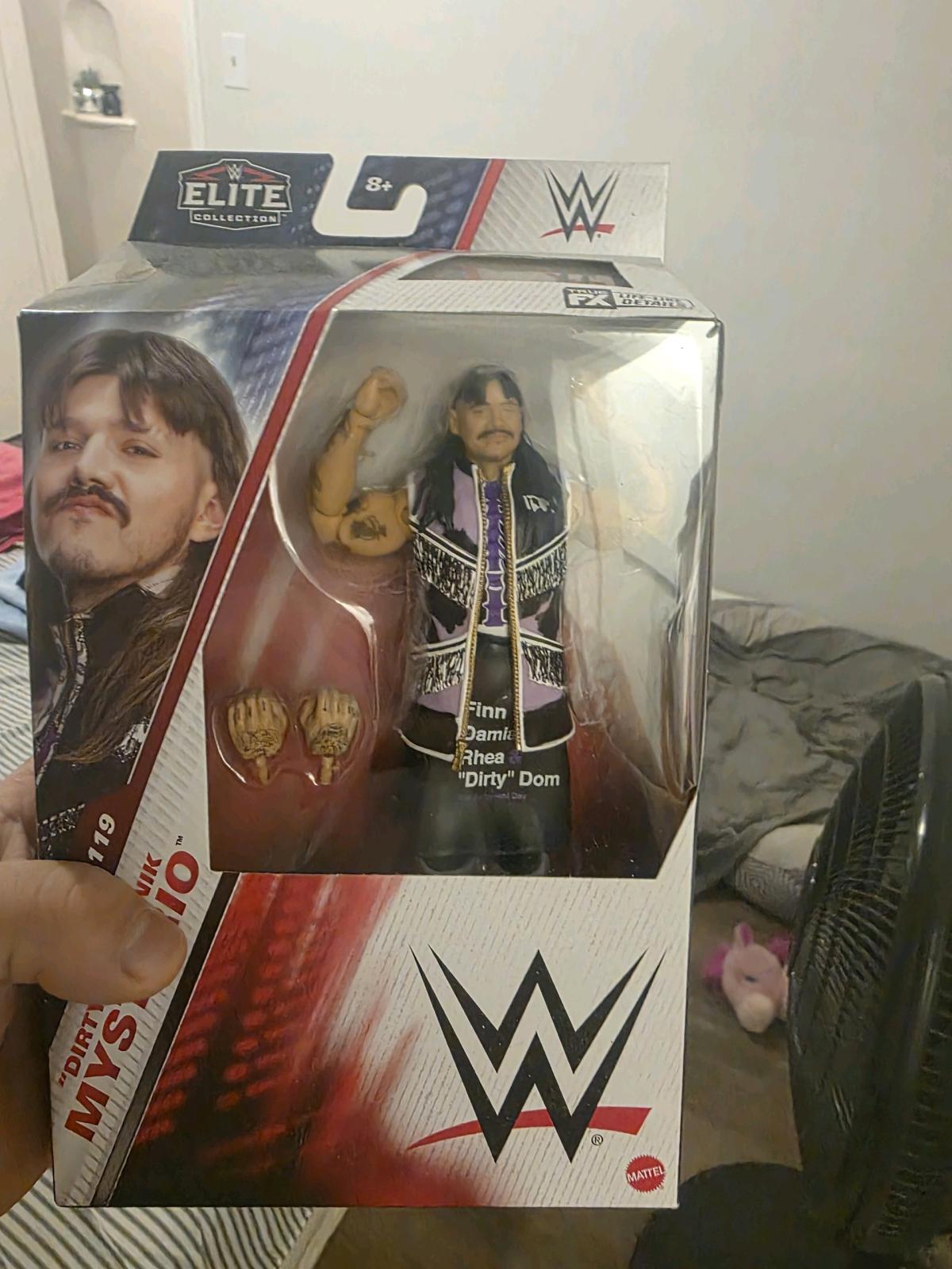 wwe action figures - Milwaukee, Wisconsin - FleaMarketBay