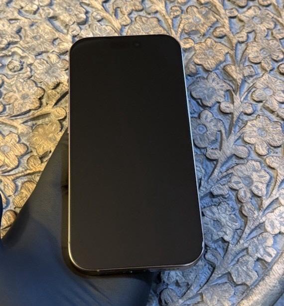 Apple iPhone 16 Pro 256 GBDesert Titanium Unlocked 91Excelle