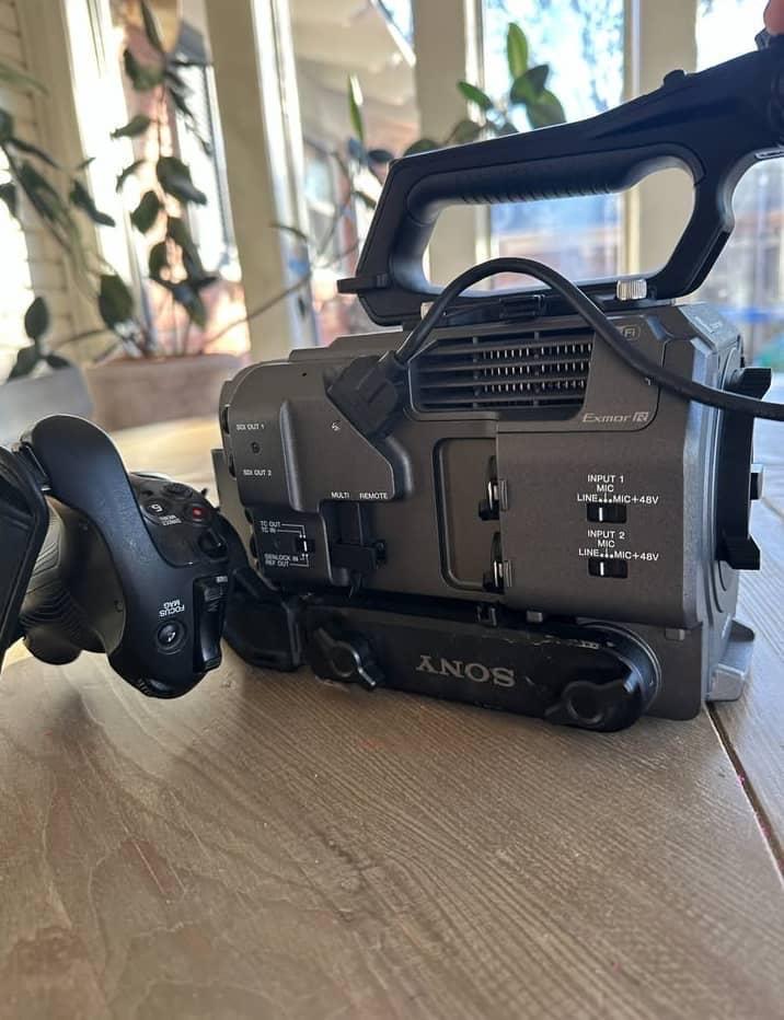 Sony Fx9 cinema Camera - Alderpoint, California - FleaMarketBay