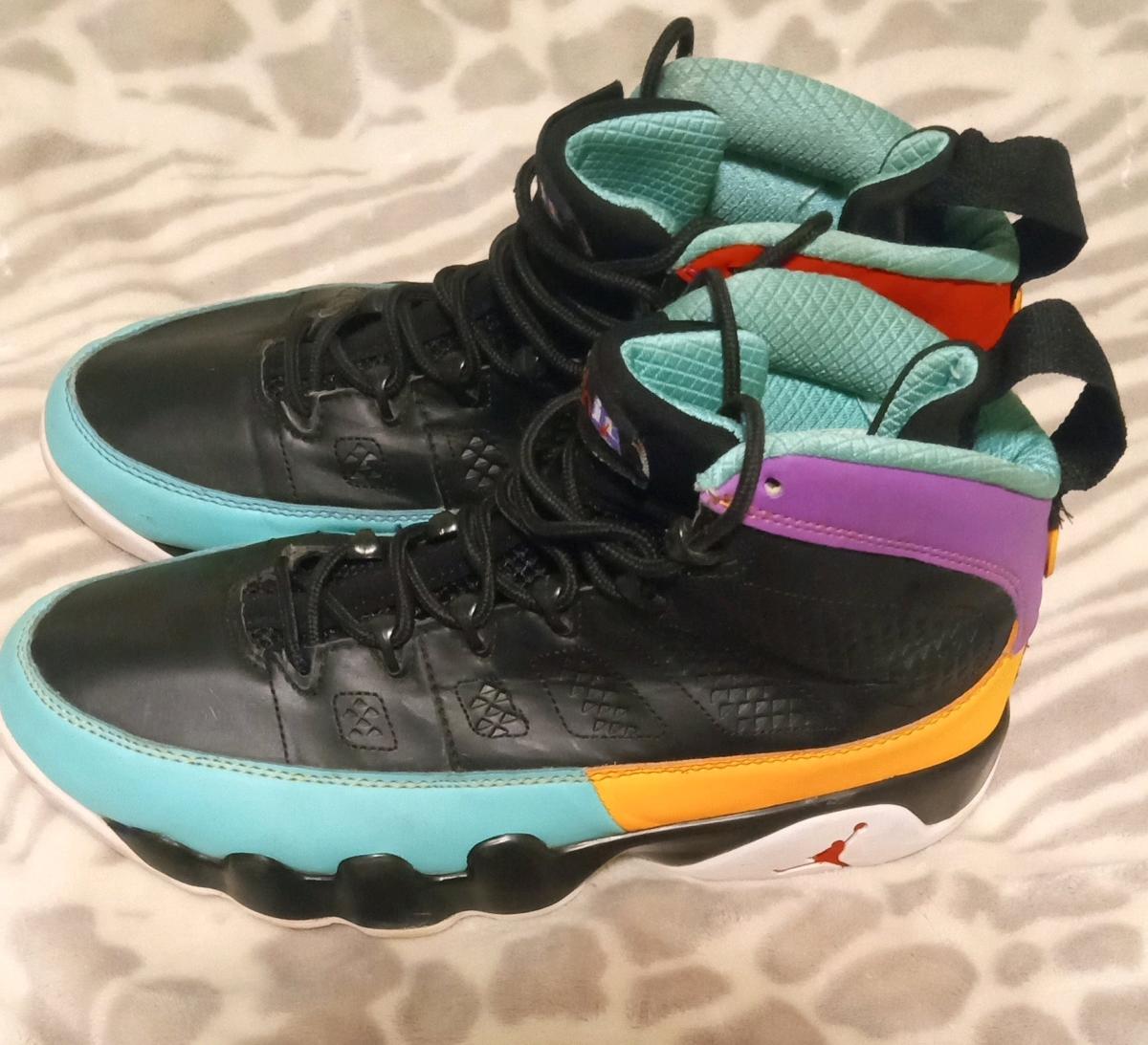 Air Jordan 9 Retro Dream it Do it Sneakers