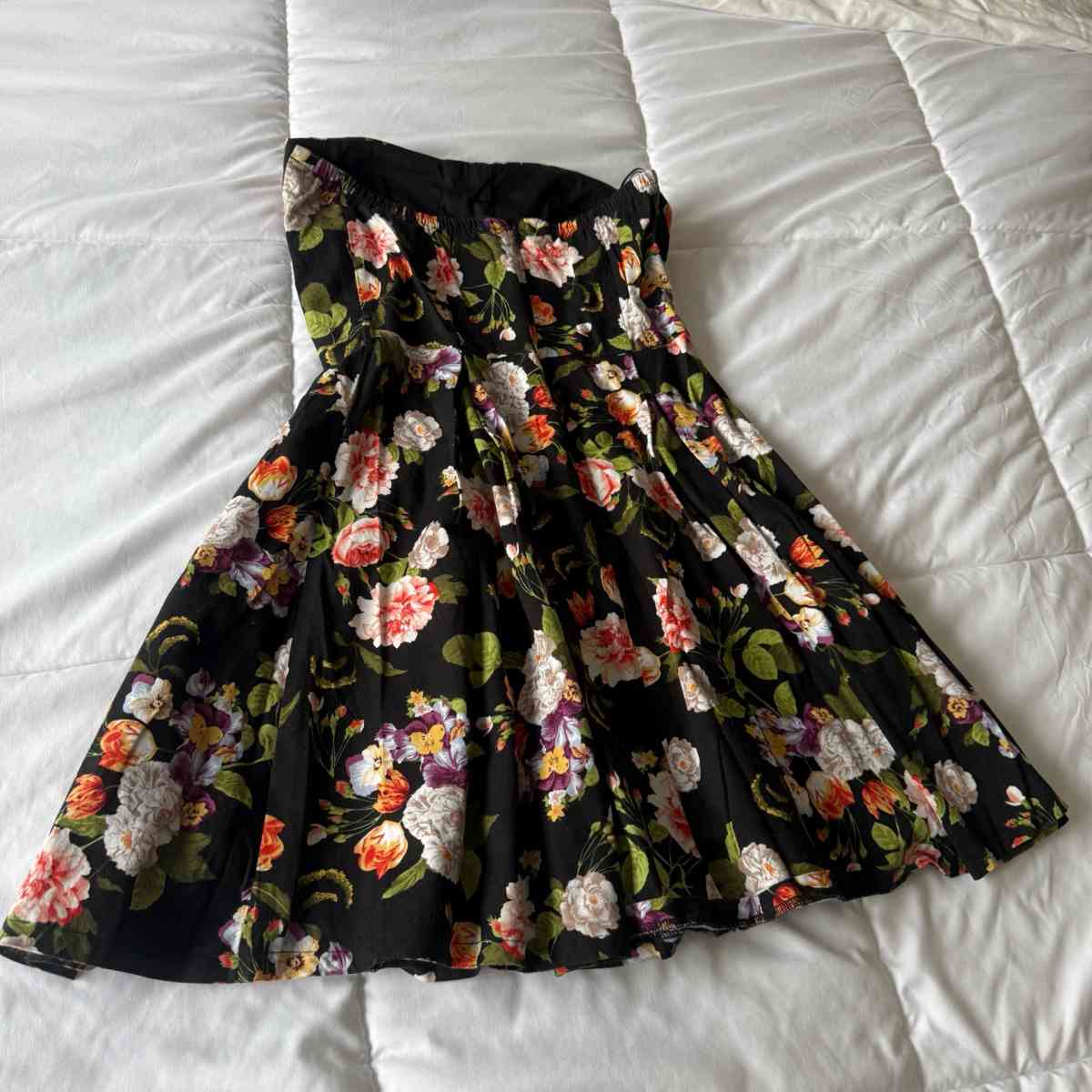 Sugarmint Strapless Black Floral Fit  Flare Dress  BuiltIn P