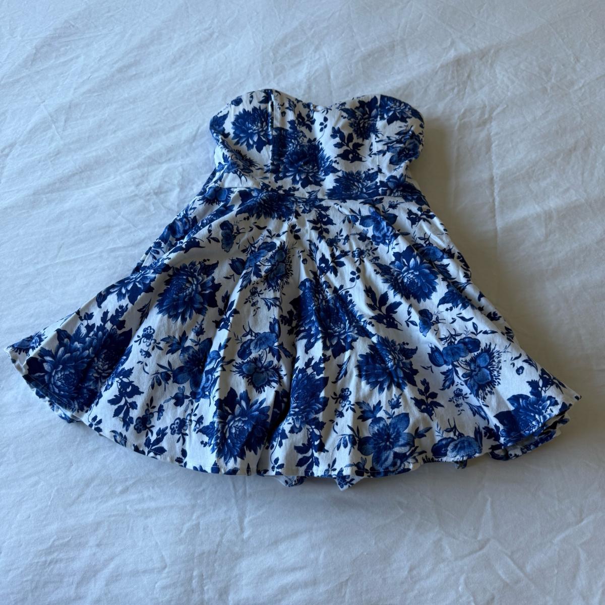 Blue Toile Floral Strapless Skater Dress  Fit  Flare Party - Los Angeles, California