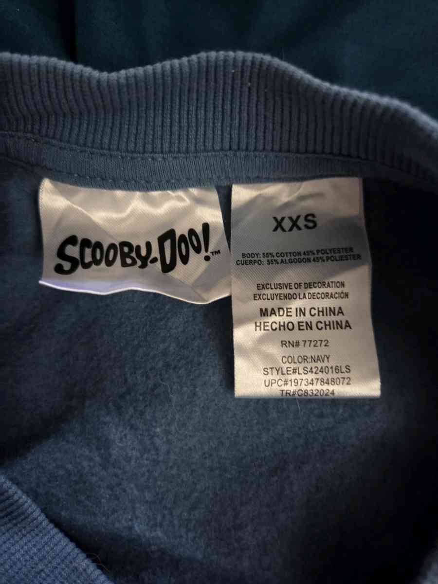 scooby doo sweatshirt - Pomona, California - FleaMarketBay