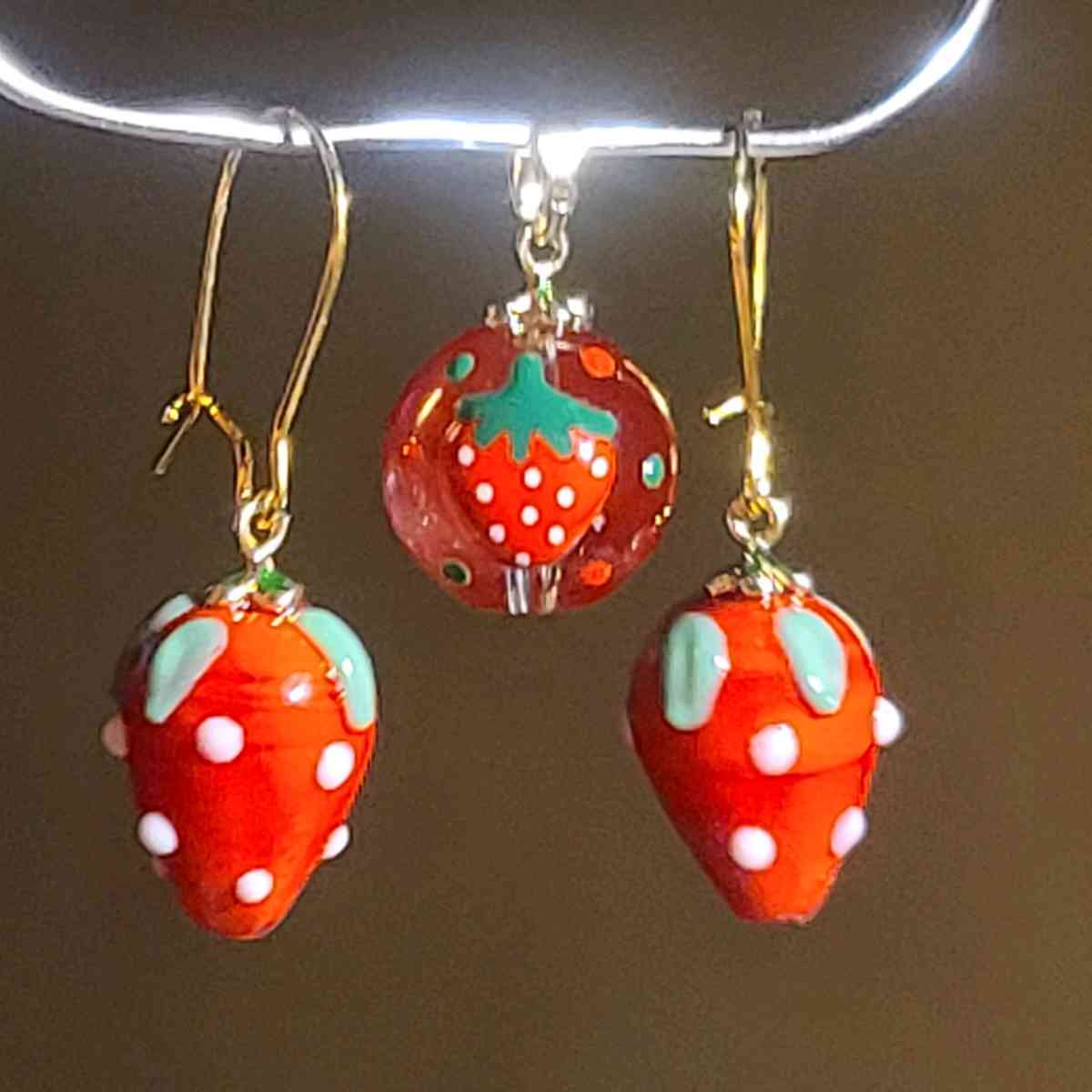 Red Strawberries Murano Glass Earrings and Pendant Set