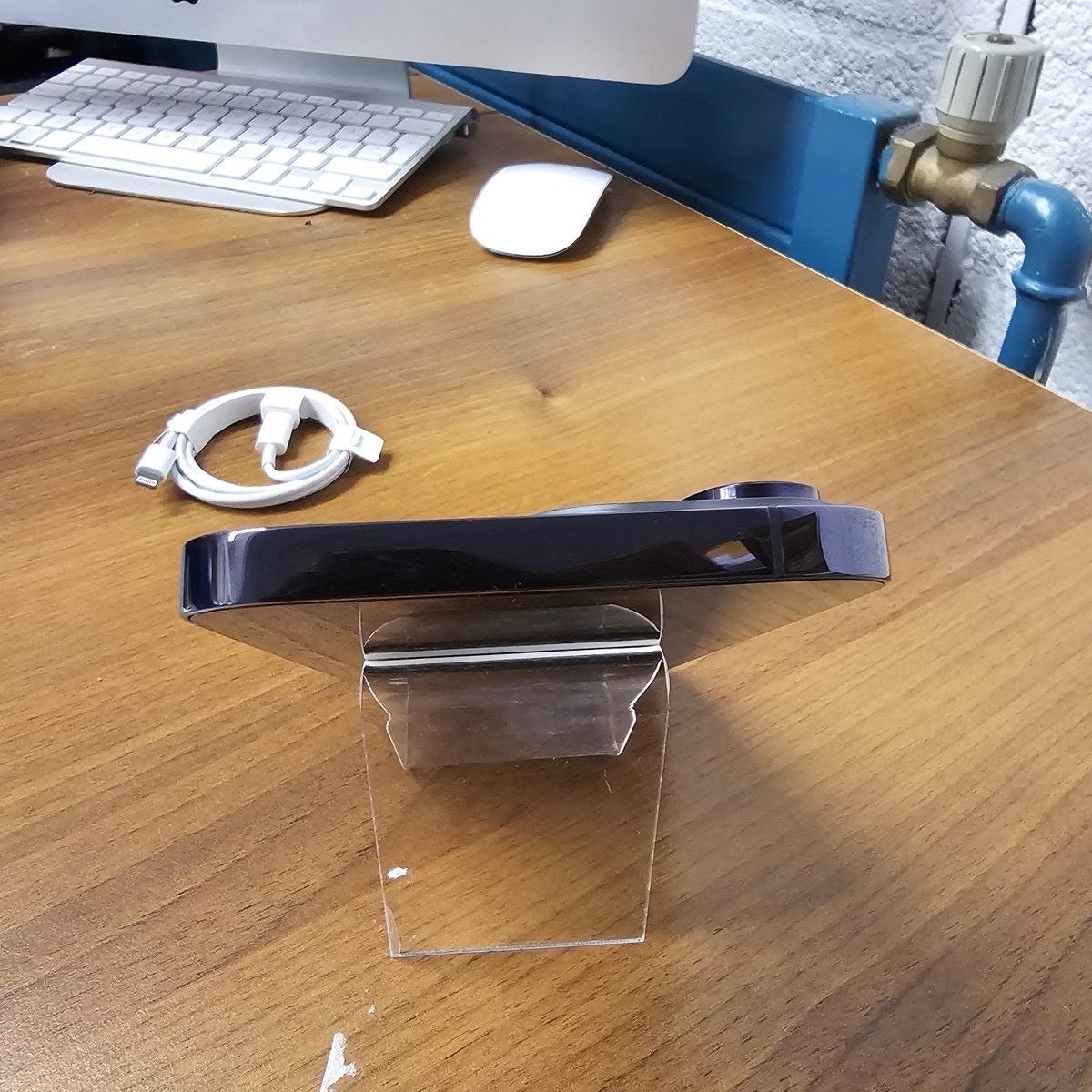 Apple iPhone 14 Pro Max  128GB  Deep Purple - Belleville, New York - FleaMarketBay