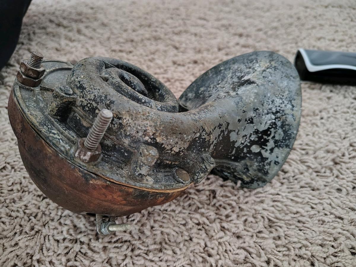 antique classic old school vintage car horn - Chambersburg, Pennsylvania - FleaMarketBay