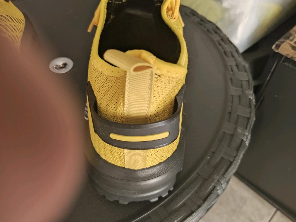 Snickers - Orlando, Florida - FleaMarketBay