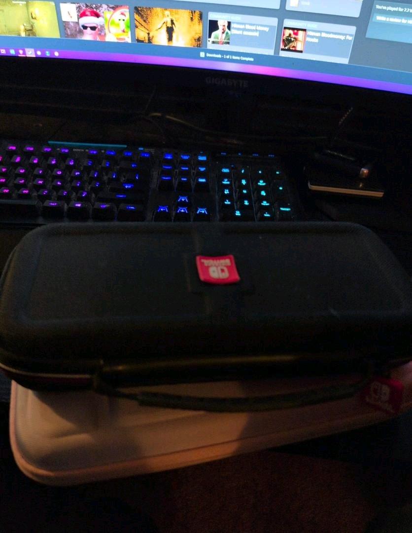 Nintendo switch oled with games - Adams, Kentucky - FleaMarketBay