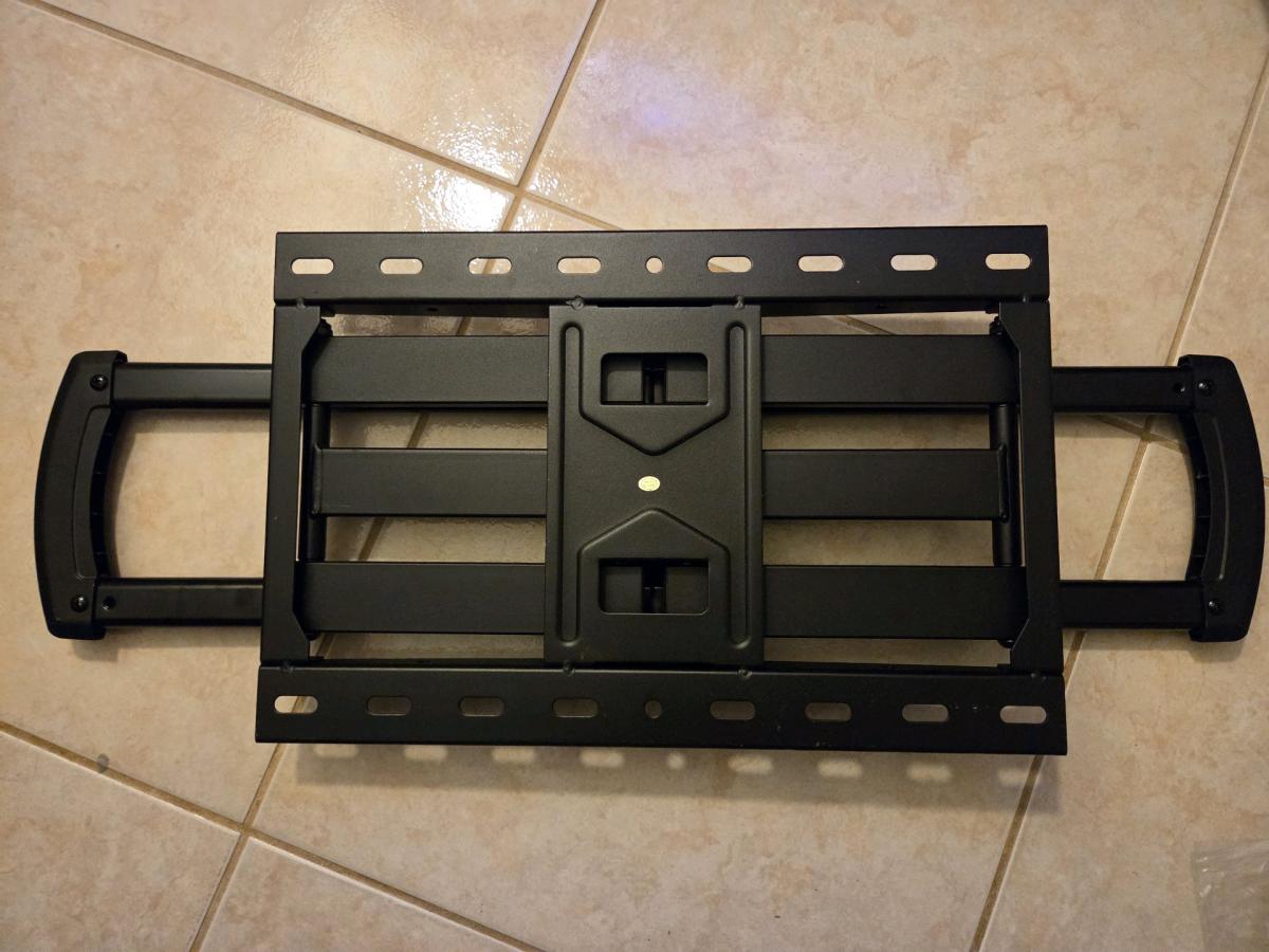 TV wall mount TV wall mount New open box - Hialeah, Florida - FleaMarketBay