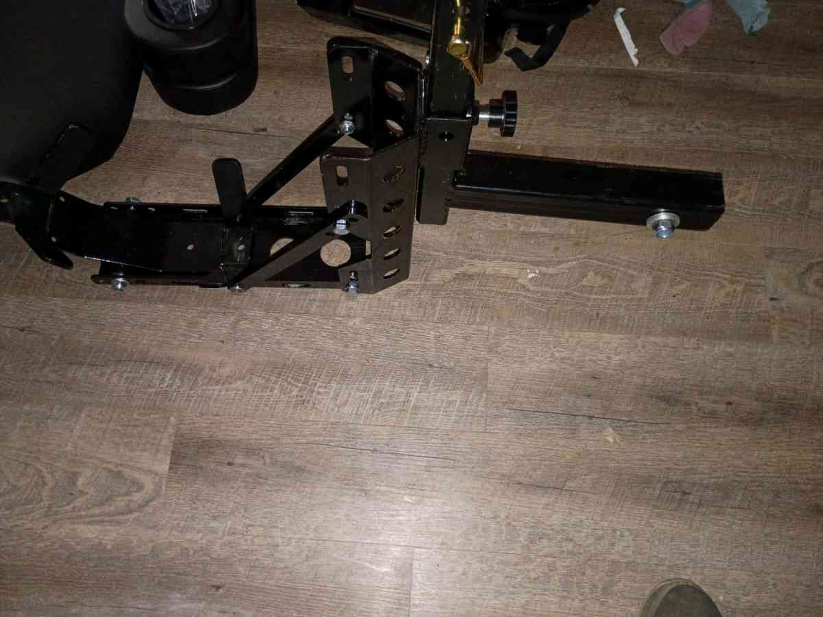 tow hitch mounted dirt bike carrier