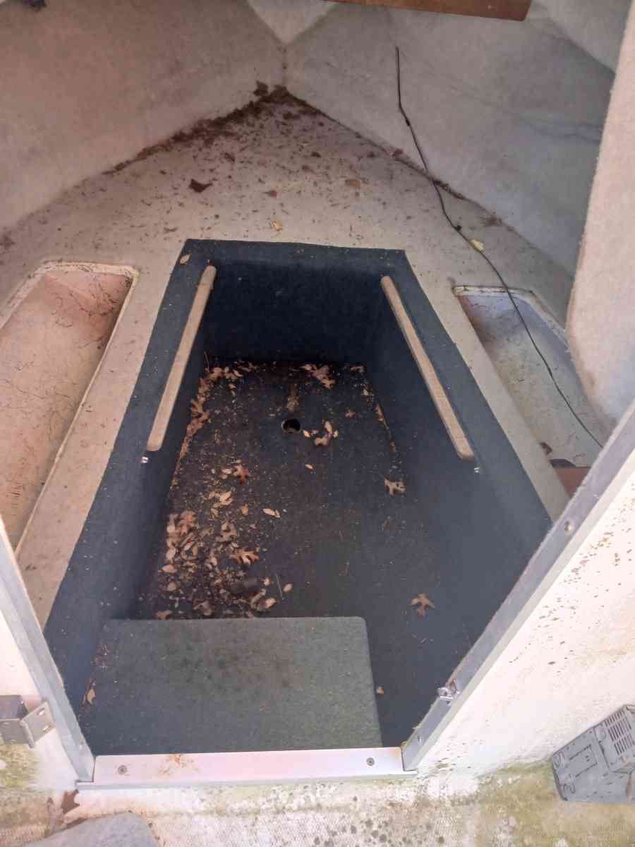 boat and the trailer - Springtown, Texas - FleaMarketBay