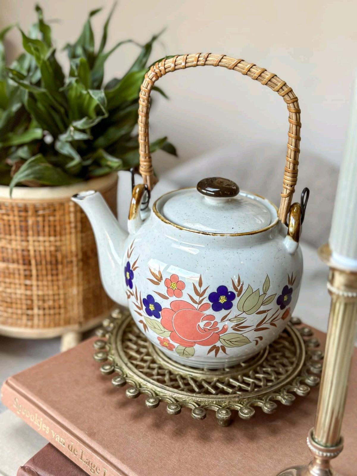 Vintage Korean Tea Pot