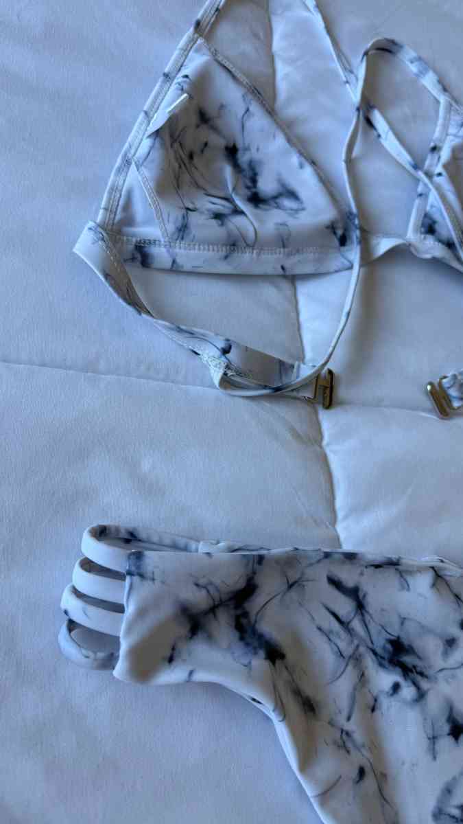White Marble TieDye Padded Triangle Bikini Set  Strappy High