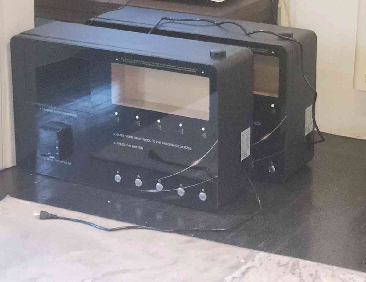 perfume spray wall mounted vending machine