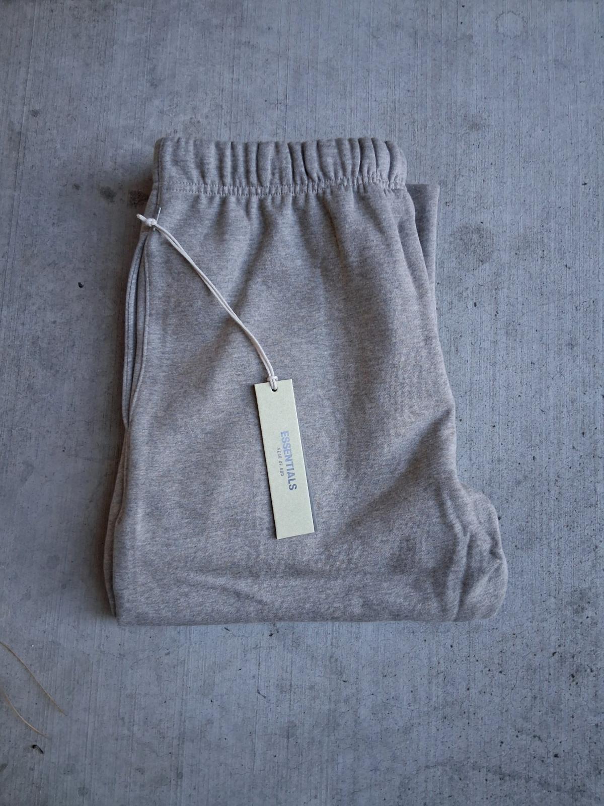 essential sweatpants - Stockton, California - FleaMarketBay