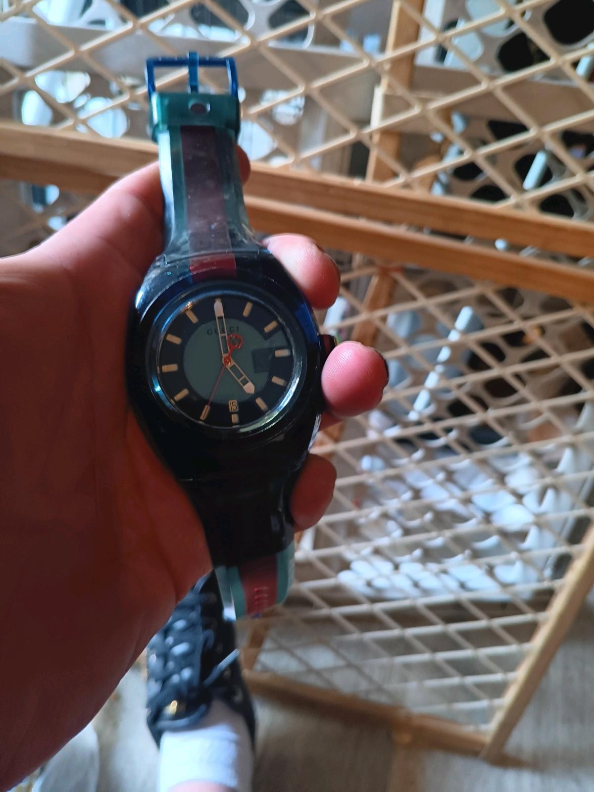 Gucci watch - Hayward, California - FleaMarketBay